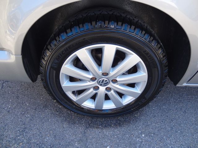 Fahrzeugabbildung Volkswagen T5 Multivan/Highline/4-Motion/AHK/Xenon/Leder/St