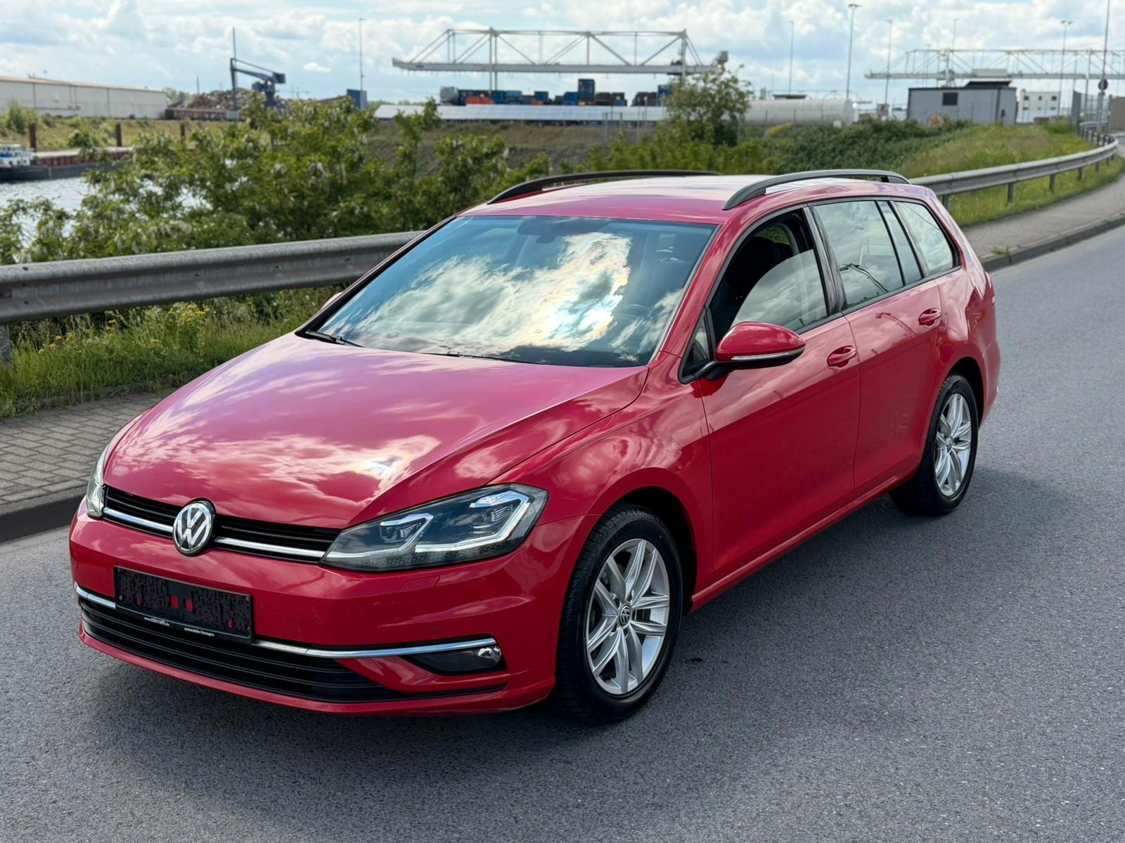 Volkswagen Golf VII Variant Comfortline BMT/Start-Stopp/AHK