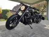 Harley-Davidson NIGHT ROD CUSTOM BLACK DOG - HARLEY-DAVIDSON BLACK