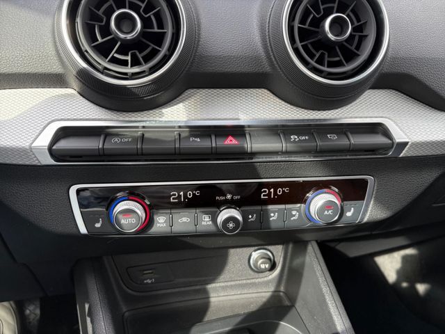 Q2 advanced 35 1.5 TFSI CarPlay Rückfahrkamera