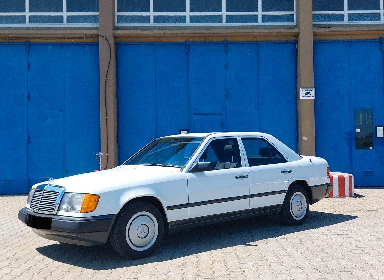 Mercedes-Benz E 200