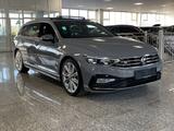 Volkswagen Passat Variant R-LINE AHK+HEAD-UP+IQ-LIGHT+PANO - Volkswagen Gebrauchtwagen in Wuppertal