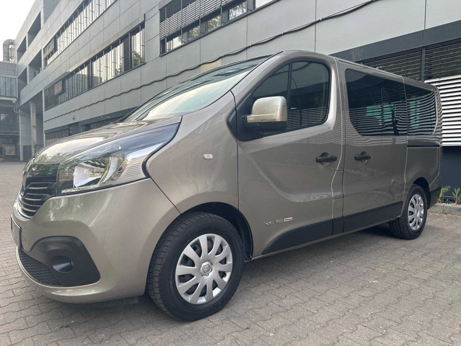 Renault TRAFIC 1.6 DCi L1H1 8SITZER DOPPELKLIM/PDC/TEMPO