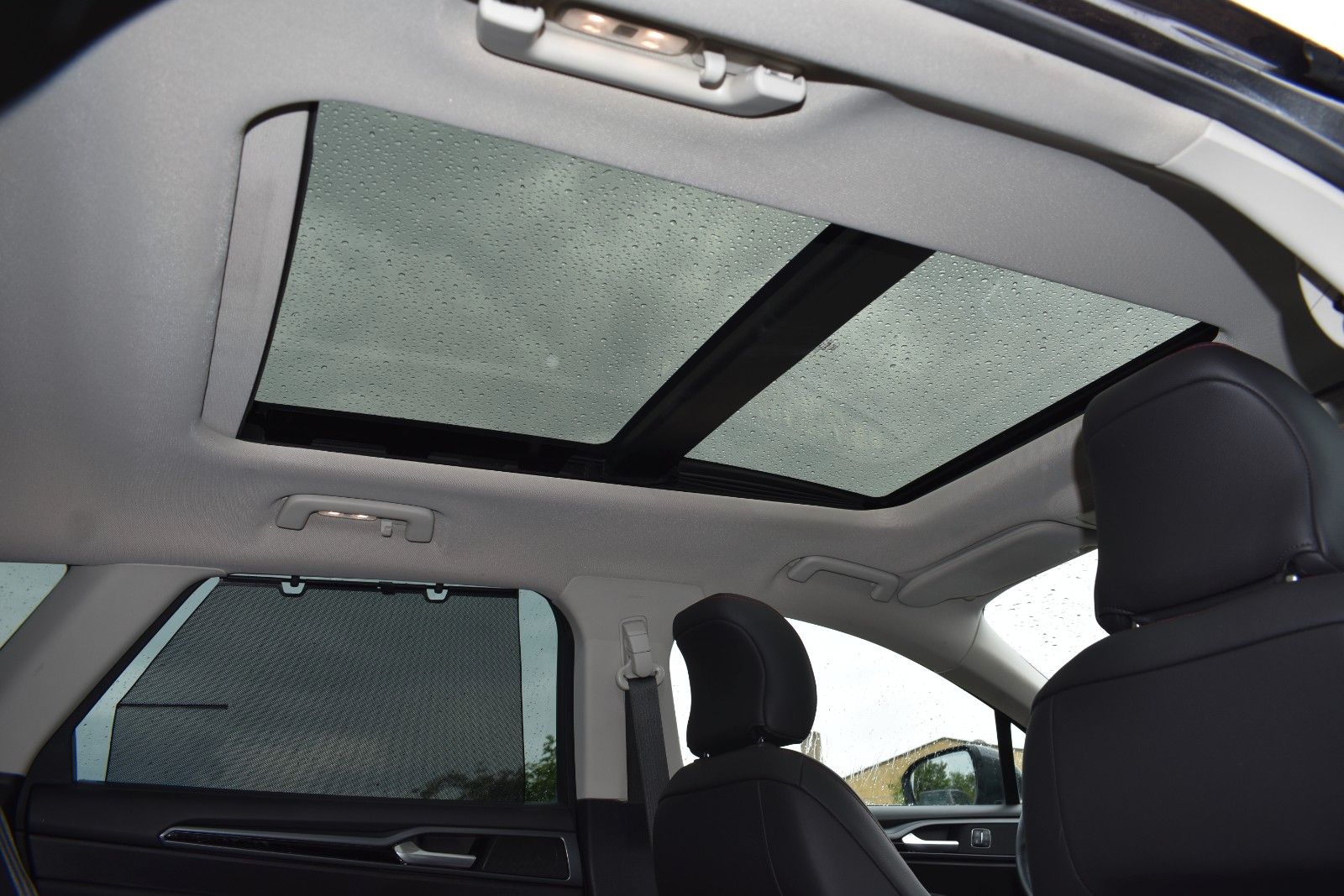 Fahrzeugabbildung Ford Mondeo Turnier ST-Line Automatik Kamera Navi