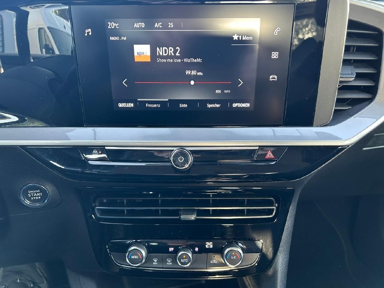 Fahrzeugabbildung Opel Mokka e Edition