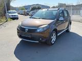 Dacia Sandero Stepway II - Dacia Sandero aus 2012: Stepway