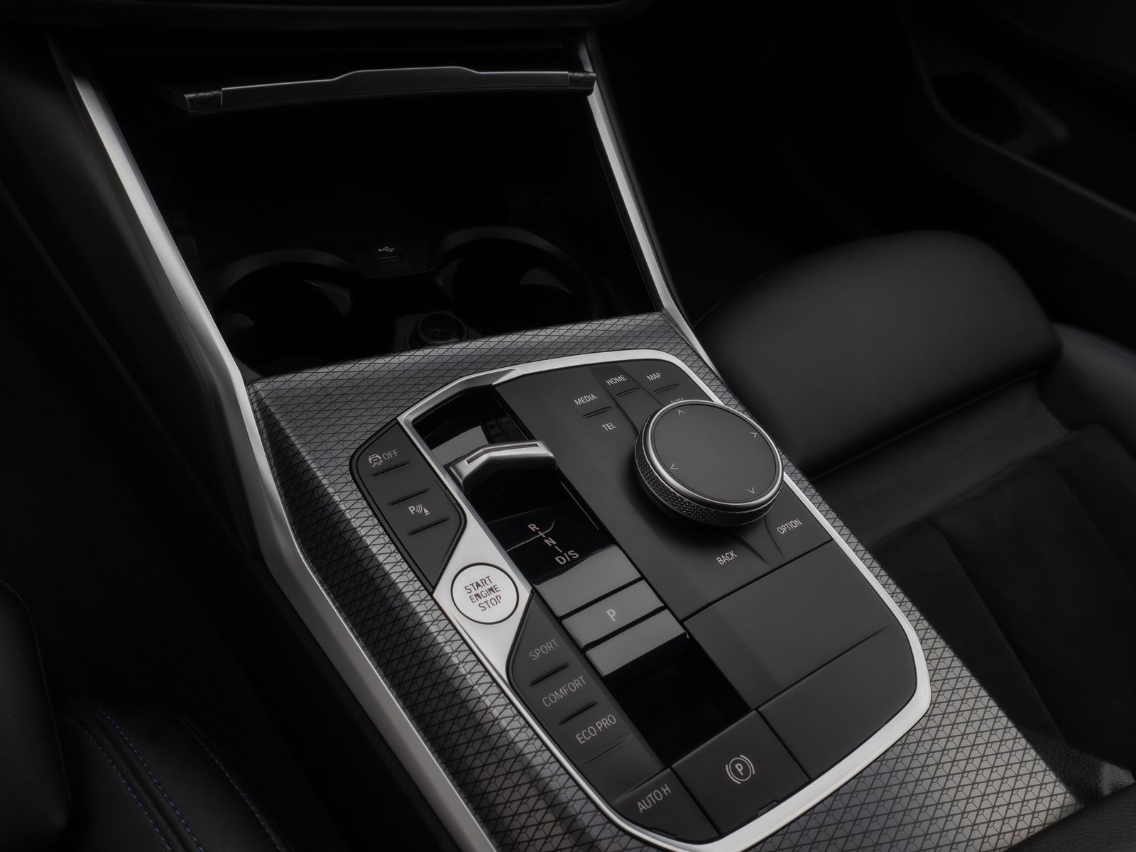 Fahrzeugabbildung BMW 320d M Sport Kamera HUD DAB H/K Komfort 19Zoll