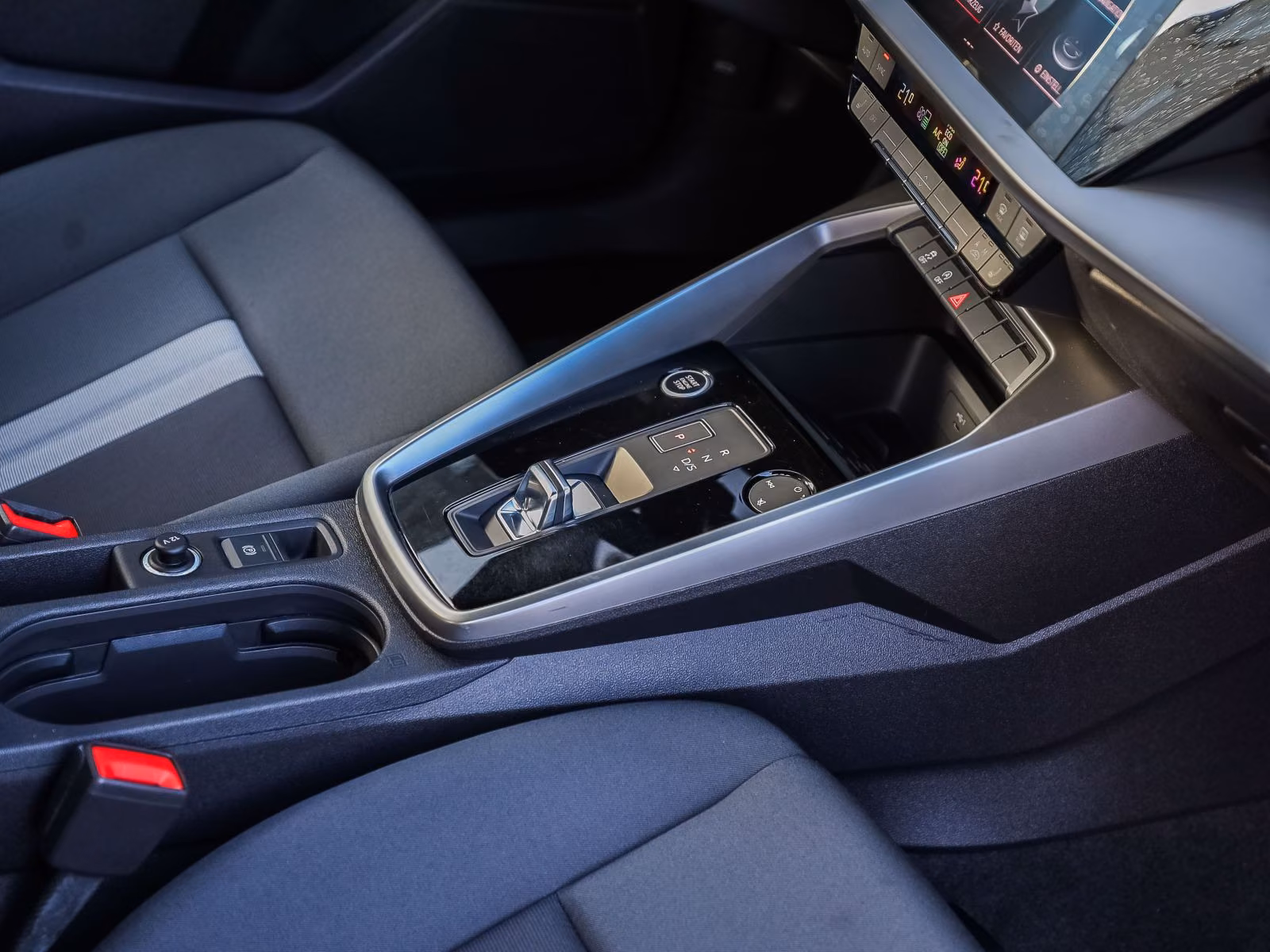 Audi A3 Sportback Advanced 30TFSI Stronic LED GRA AHK, миниатюра 27