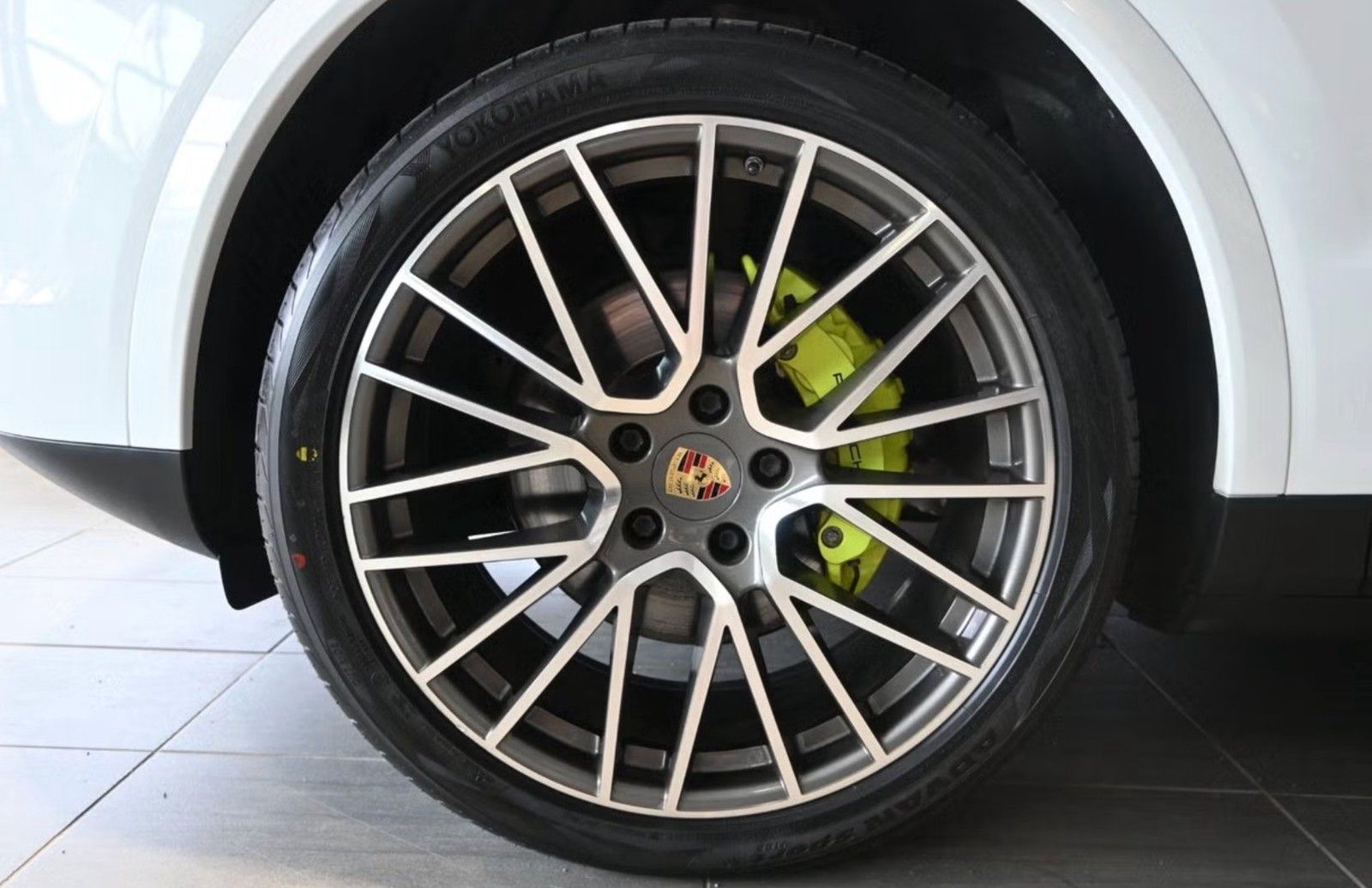 Porsche Cayenne Coupe E-Hybrid foto 8