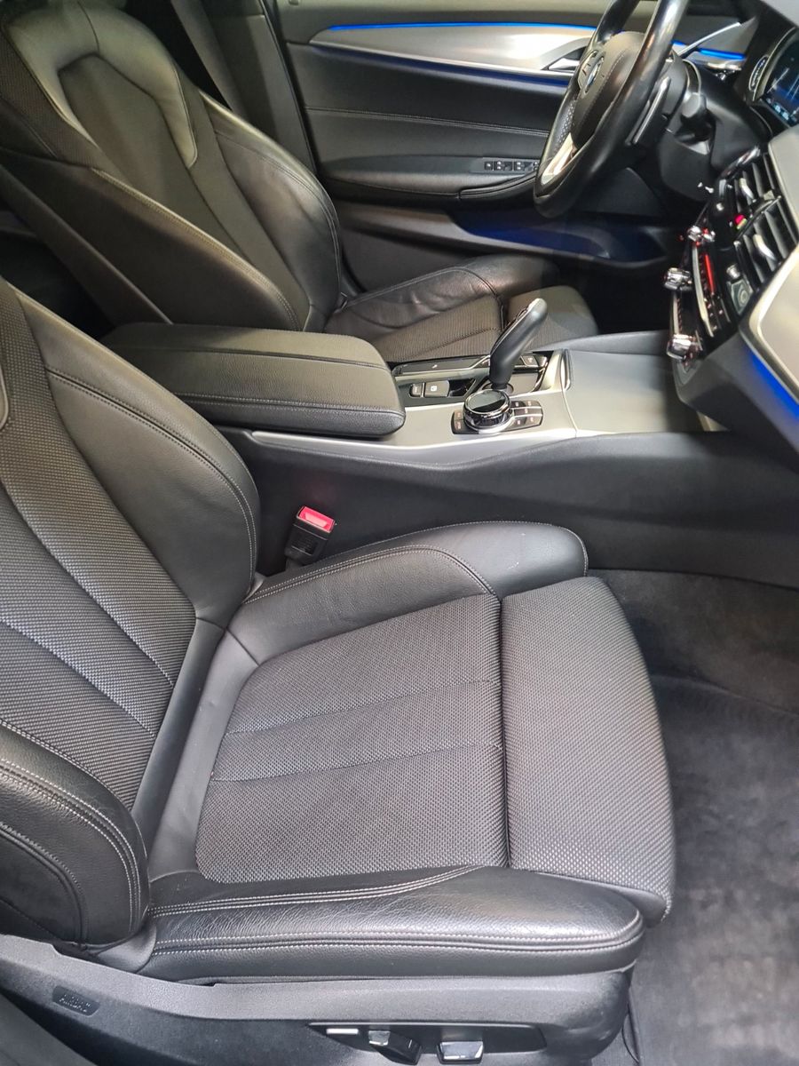BMW Limousine 520d xDrive Sport Line Autom. Navi HUD foto 13