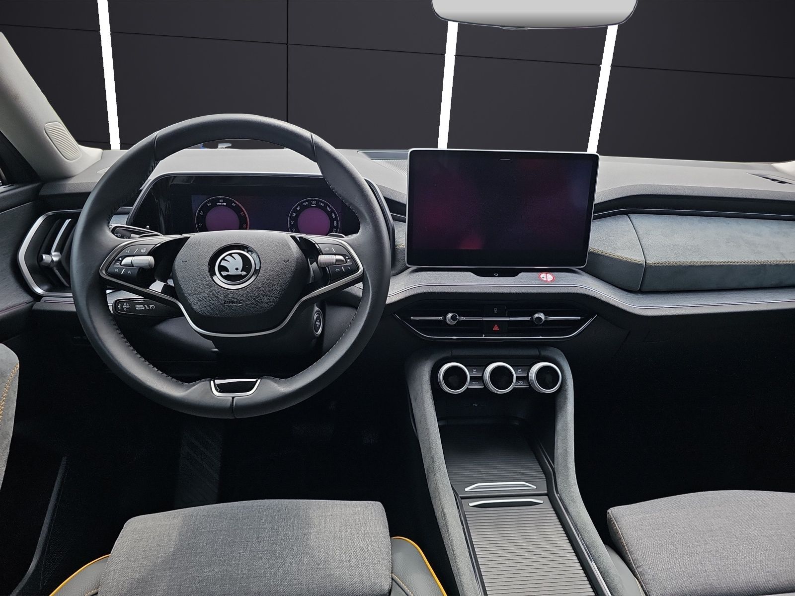 Fahrzeugabbildung SKODA Kodiaq TDI  4x4 Selection DSG ACC AHZ KAMERA