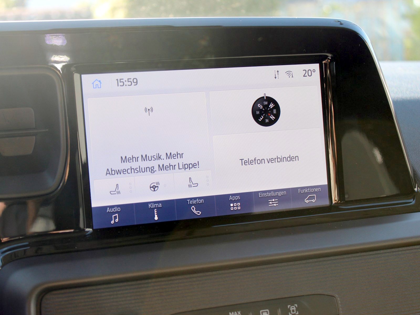 Fahrzeugabbildung Ford Transit Courier Trend