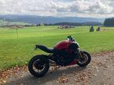 Ducati Diavel 1260S mit Top Ausstattung - DUCATI NAKED BIKE
