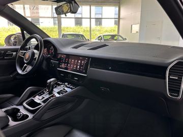 Porsche Cayenne - 10