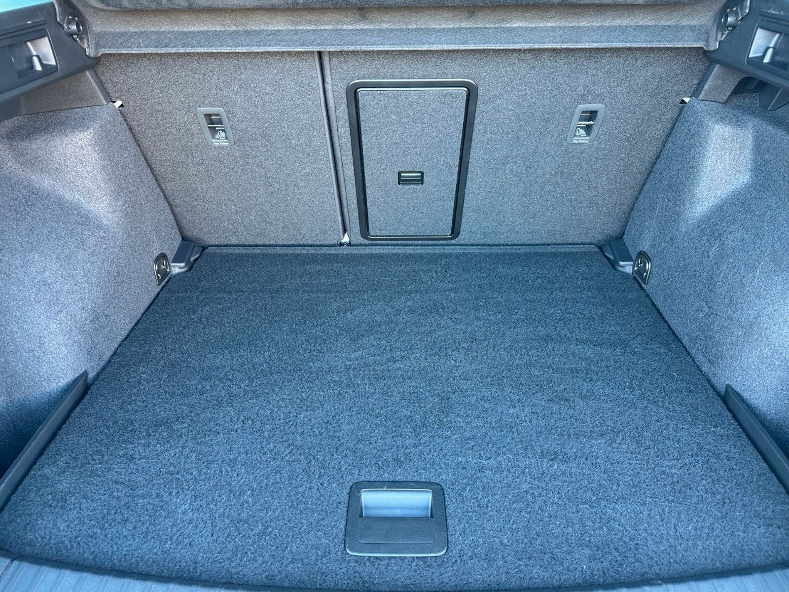 Fahrzeugabbildung SEAT Ateca FR 1.5 TSI