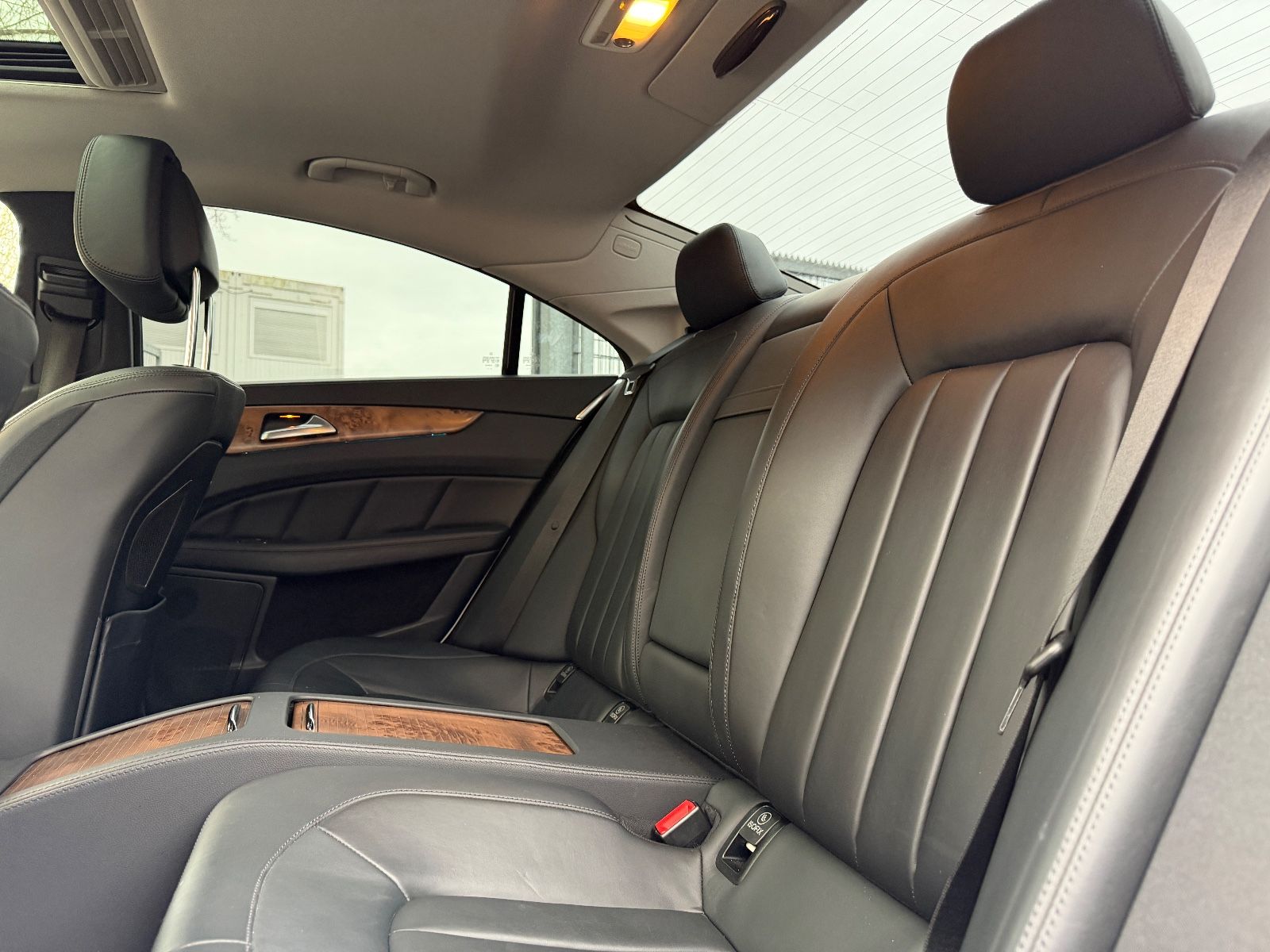 Fahrzeugabbildung Mercedes-Benz CLS 350 H&Rsound*MEMO*LEDER*SDACH*KAMERA