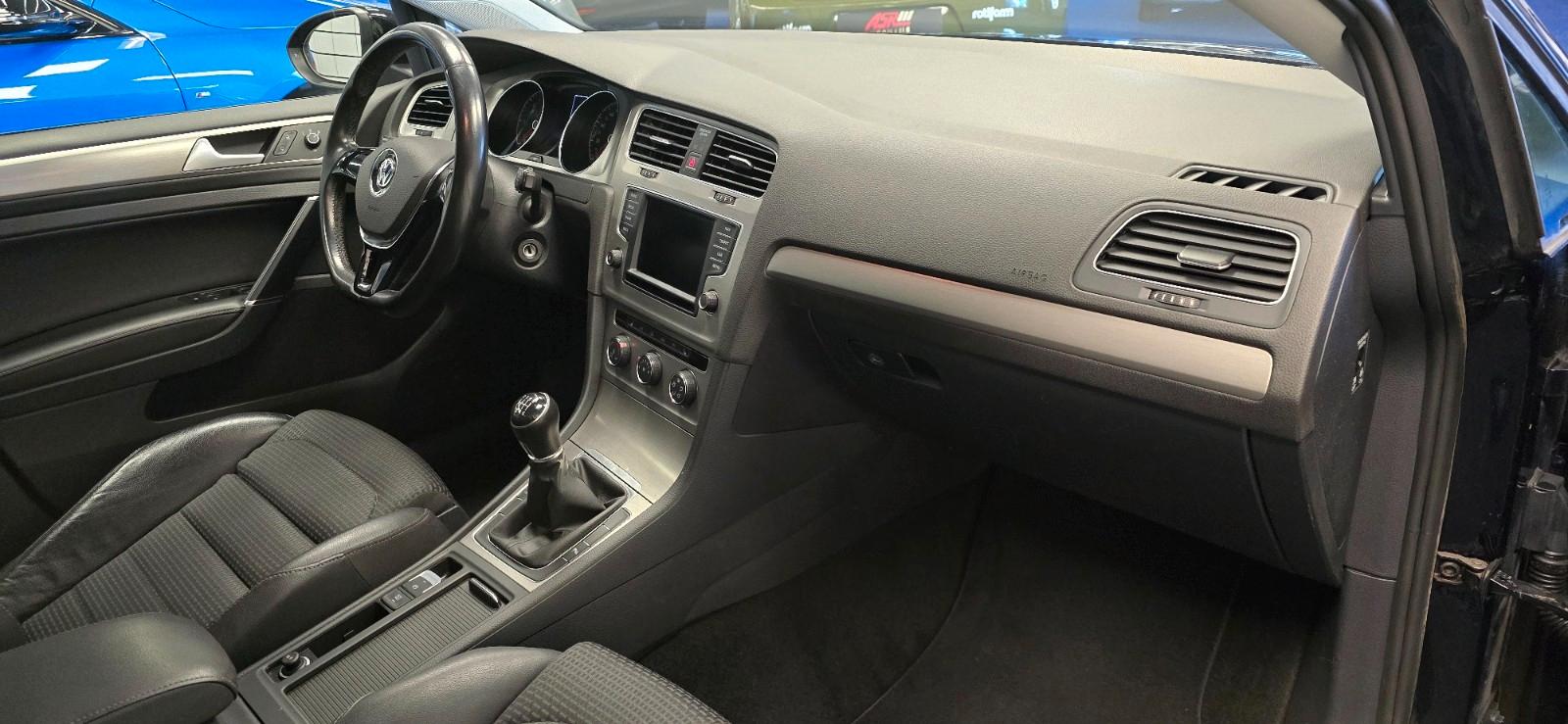 Volkswagen Golf 2015 — photo 8