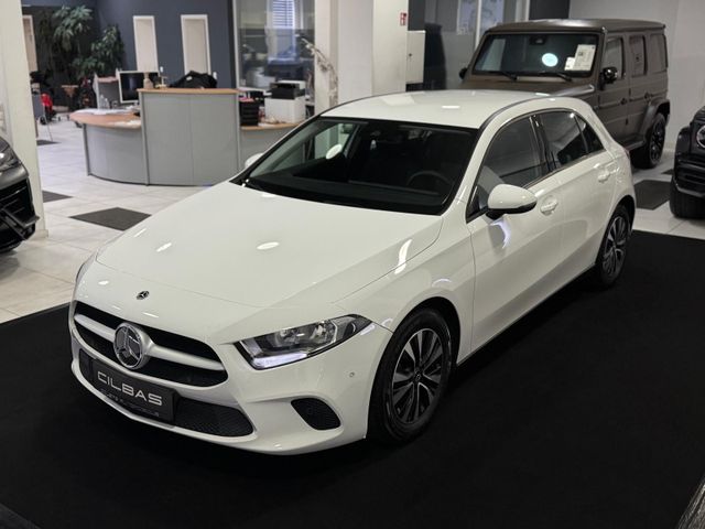 Mercedes-Benz A 180 7G *KAMERA*SHZ*TEMP.*8x BEREIFT*CARPLAY*