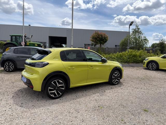 Peugeot 208 1.2 Allure 360 Grad Kamera*LM 17 -ZOLL "GT"