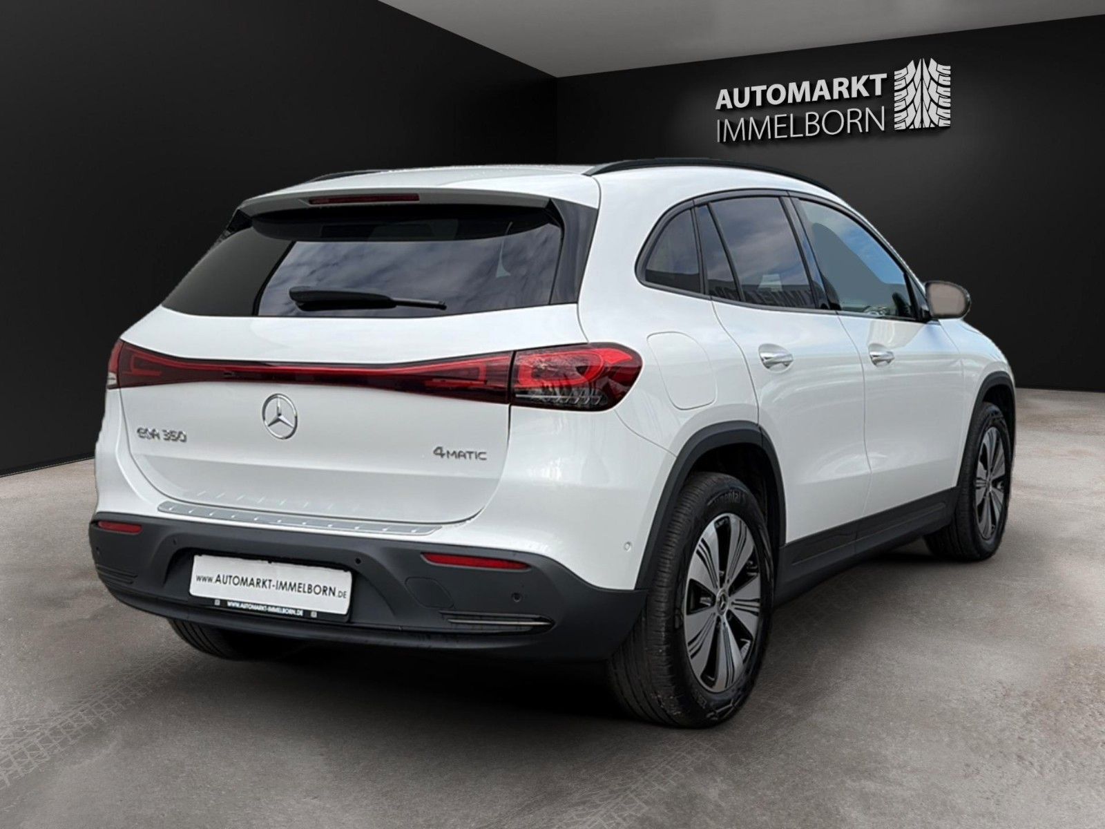 Mercedes-Benz EQA 350 4Matic SO96% Pano 360 HUD AHK Night 18 foto 7