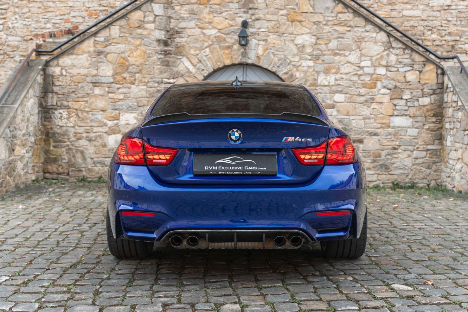 Fahrzeugabbildung BMW M4 CS Head UP LED NAV KAM PDC DKG