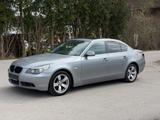 BMW 525 5 Limousine 525i - BMW 525 aus 2005: 525i