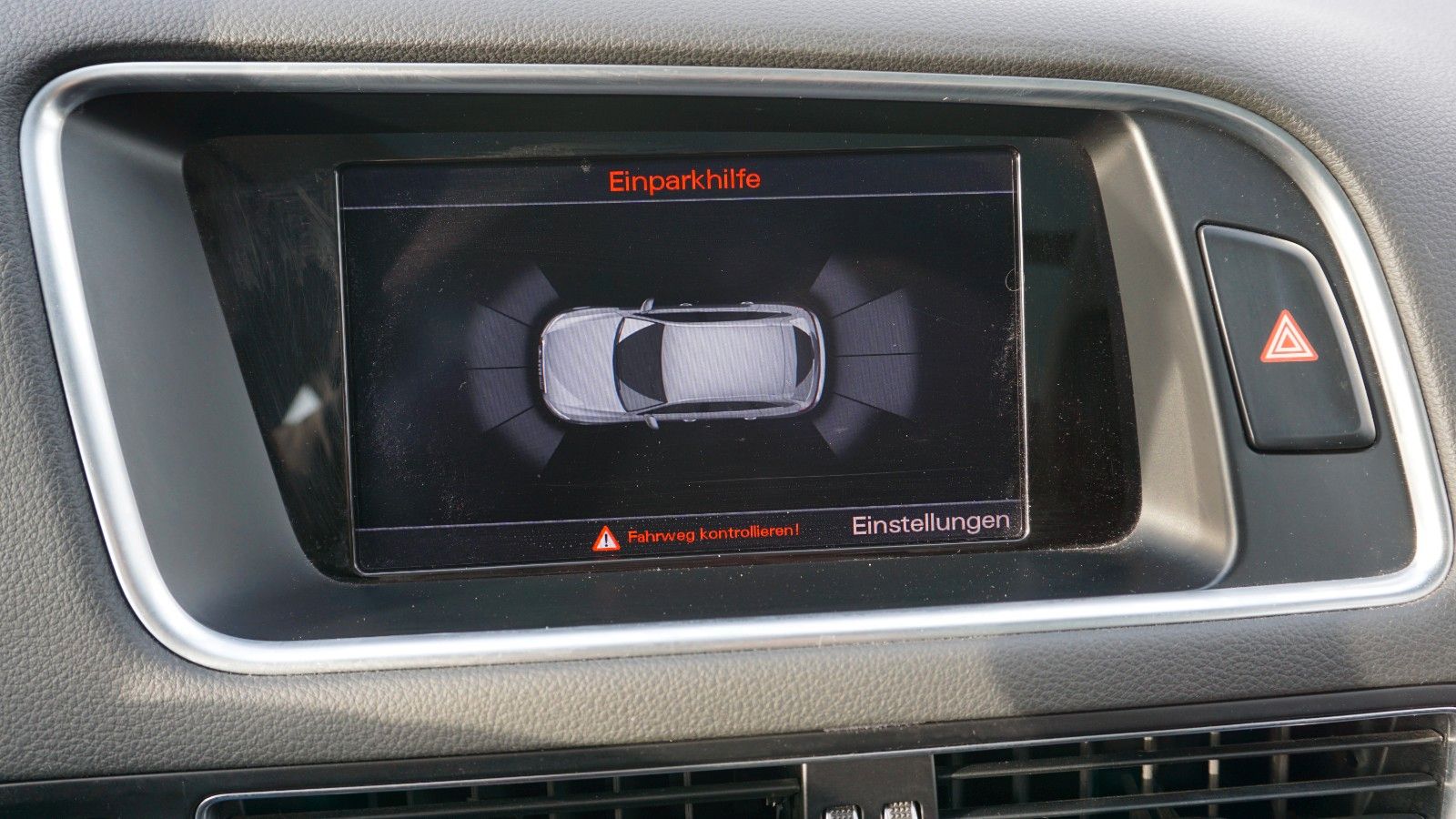 Fahrzeugabbildung Audi Q5 2.0 TDI 140 kW quattro, Standheizung, Pano