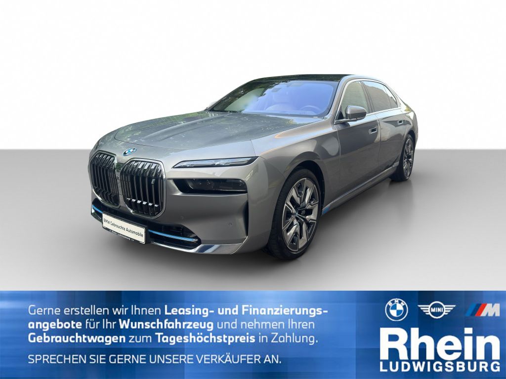 2022 BMW i7