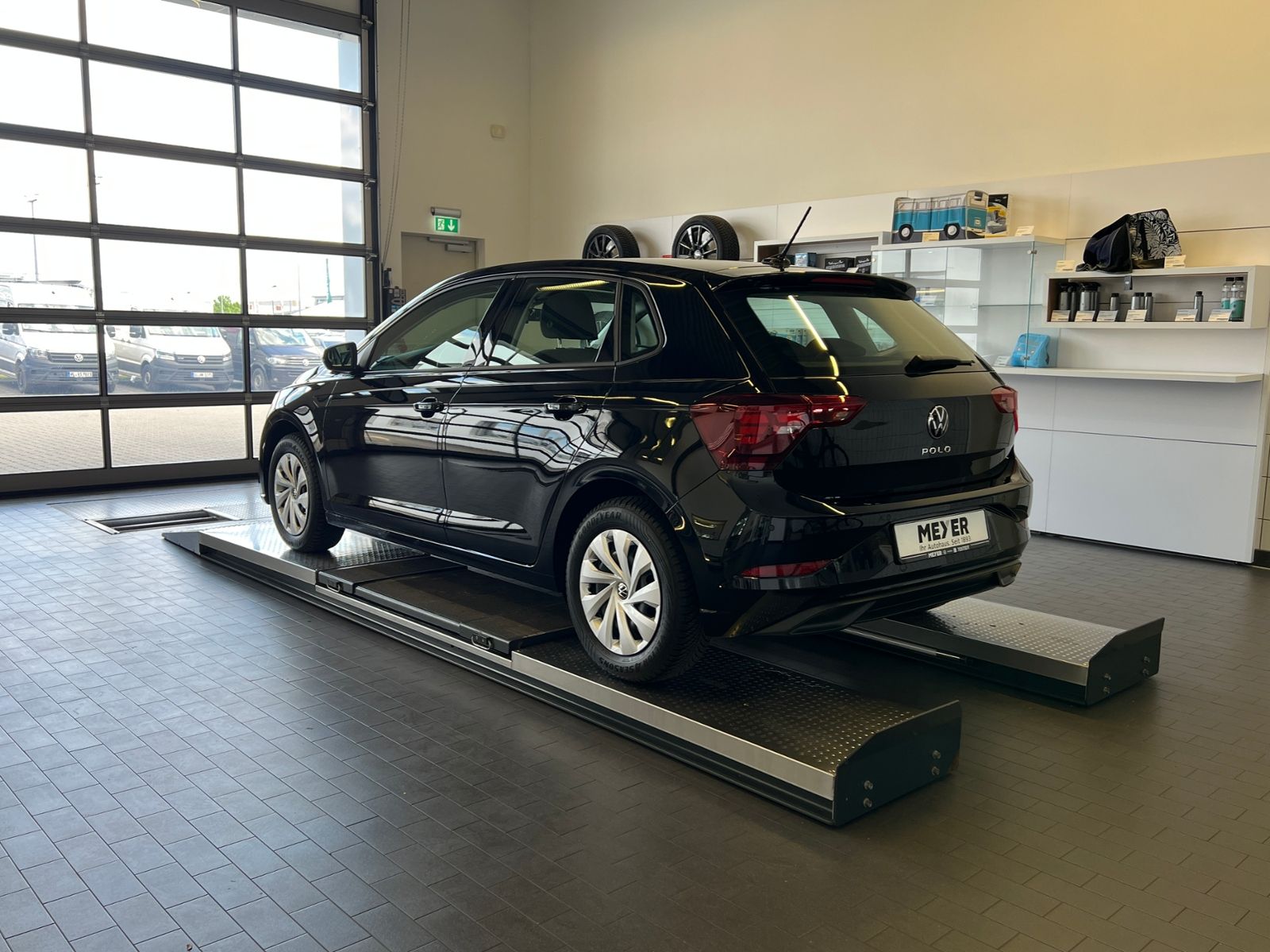 Fahrzeugabbildung Volkswagen Polo Life 1.0 MPI *Garantie,LED,Digital Cockpit*