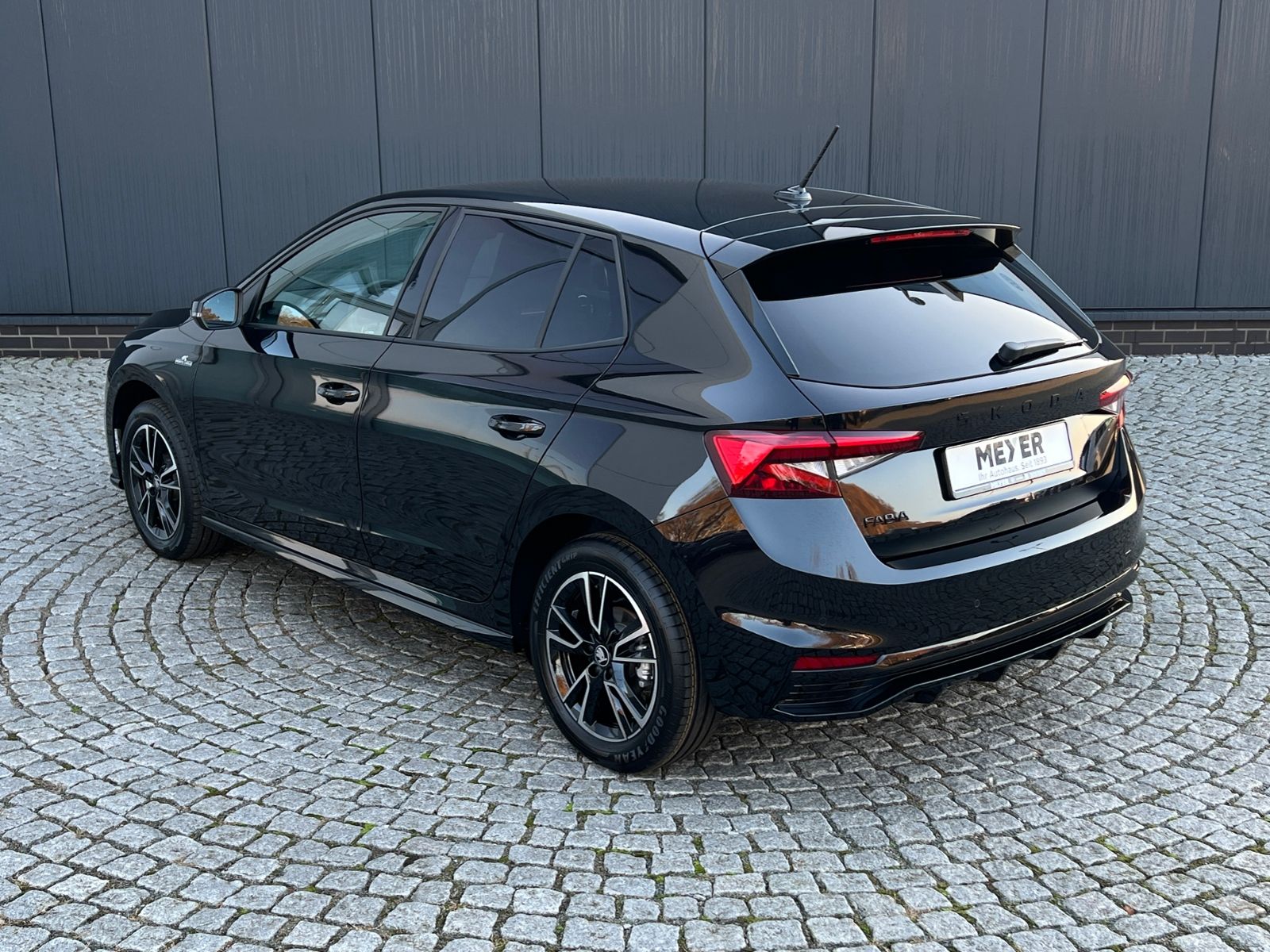 Fahrzeugabbildung SKODA Fabia Monte Carlo 1.0 TSI DSG *LED, SmartLink, K