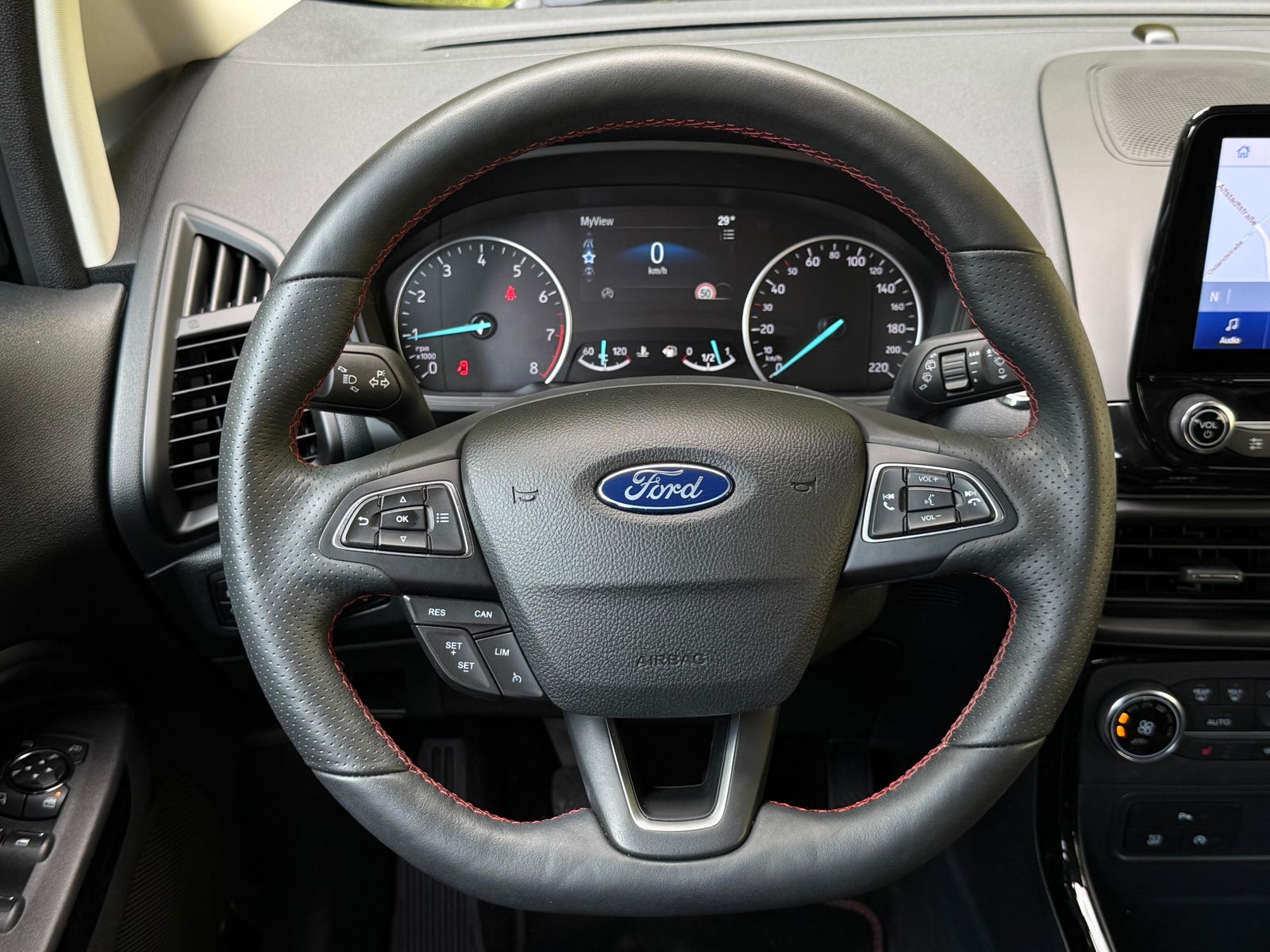 Fahrzeugabbildung Ford EcoSport 1.0EB ST-Line LED+NAV+SHZ+KAM+B&O+ALCAN