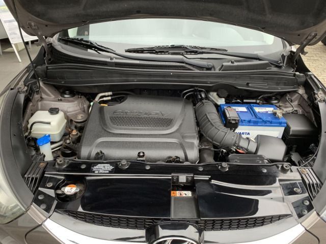 Fahrzeugabbildung Hyundai ix35 2.0 CRDi DPF Style AHK EXPORT