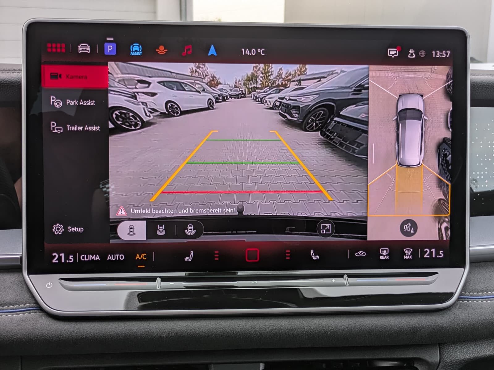 Fahrzeugabbildung Volkswagen Tayron 2.0 TDI 4M R-Line 7Si*MATRIX*AHK*PANO*HUD