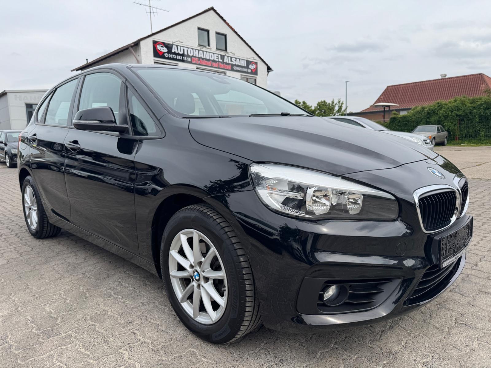 BMW 216i Active Tourer Advantage/NAVI/TEMPOMAT/MFL