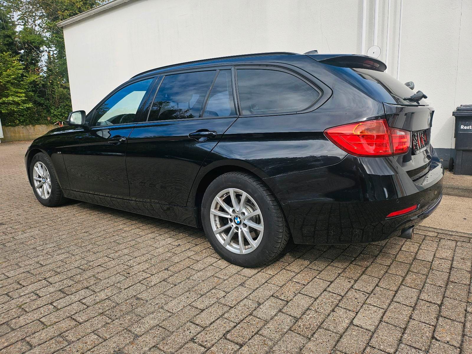BMW 318 2014 — photo 7