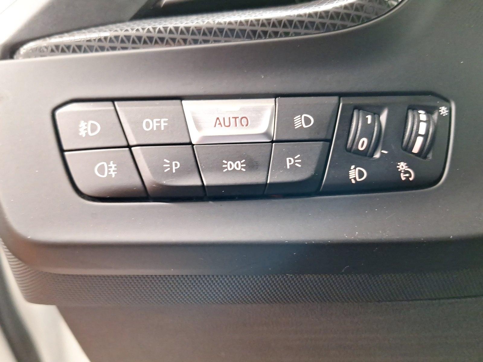 BMW 118 d Sport Line Navi Kamera Sportsitze LED, миниатюра 19
