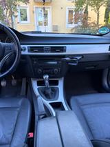 BMW 320i -Coupé E92 | TÜV/ Service | Gepflegt - BMW 320 mit Benzin-Antrieb: Coupe