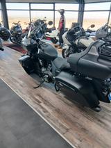 Indian Roadmaster PowerPlus Dark Horse mit Tageszulassu - CHOPPER