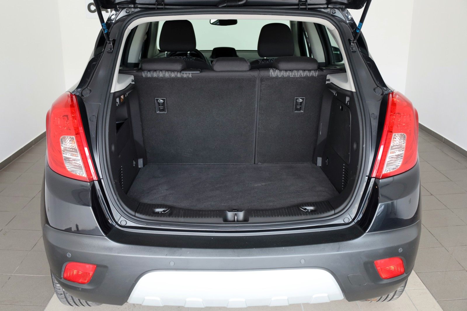 Fahrzeugabbildung Opel Mokka Edition ecoFlex SH,PDC,8-fach bereift