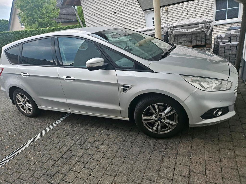 Image of Ford S-Max