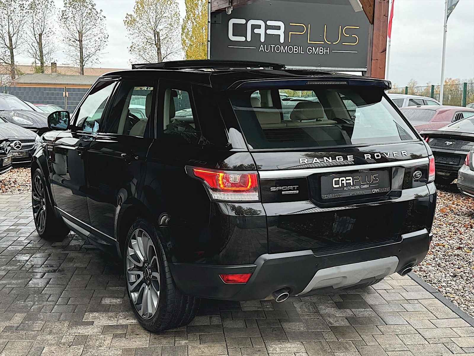 Fahrzeugabbildung Land Rover Range Rover Sport 3.0 V6 HSE Dynamic 1.Hand Pano