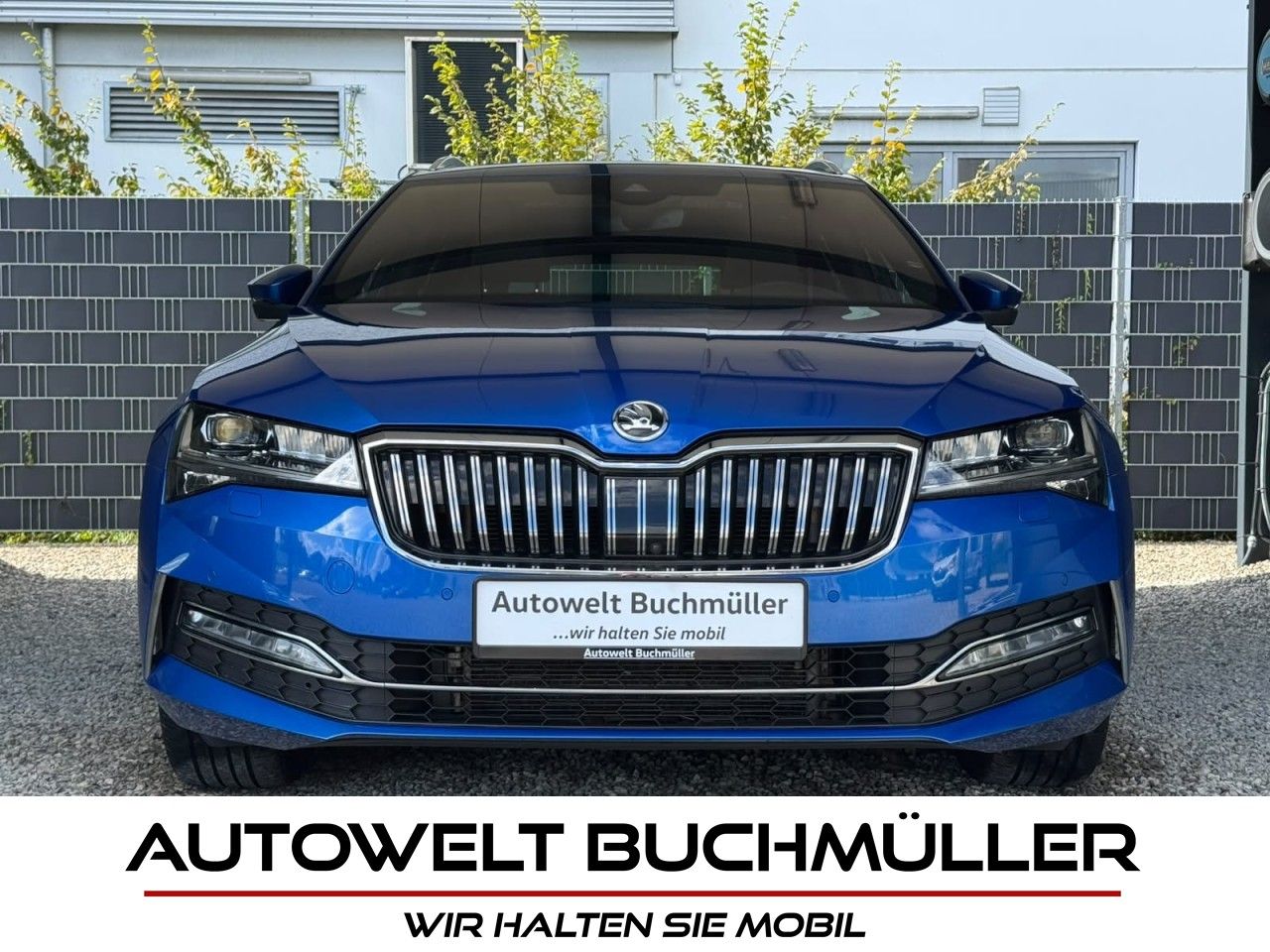 Gebrauchtwagen Skoda Superb Superb 2.0 TDI DSG,4×4,L&K,PANO,SITZKLIM,AHK,DCC in Nersingen