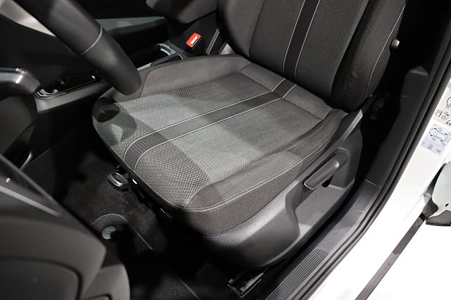 T-Roc Life 1.0 TSI ACC LED KAMERA PDC TEMPOMAT