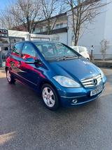 Mercedes-Benz A 180 CDI*AUTOMATIK*TEMPO*SHZ*AHK*