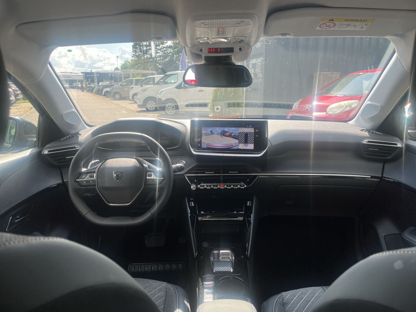 Fahrzeugabbildung Peugeot 208 Allure HYBRID 110 e-DSC6 Navi ACC CarPlay
