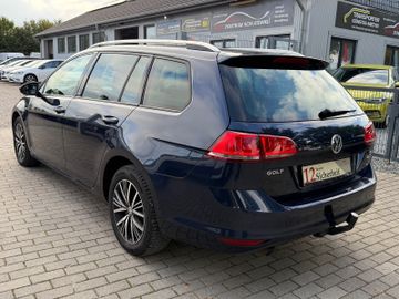 Volkswagen Golf - 8