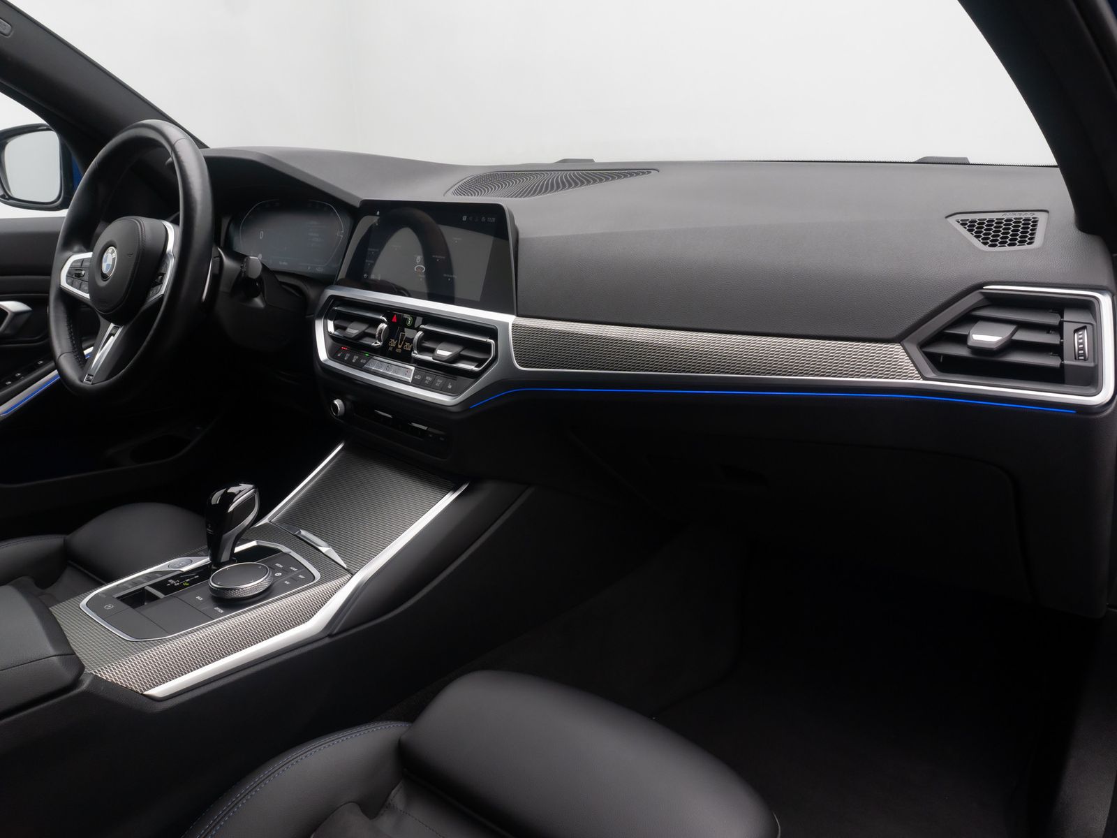 Fahrzeugabbildung BMW 320i M Sport Alarm DAB Kamera Komfort Standhzng
