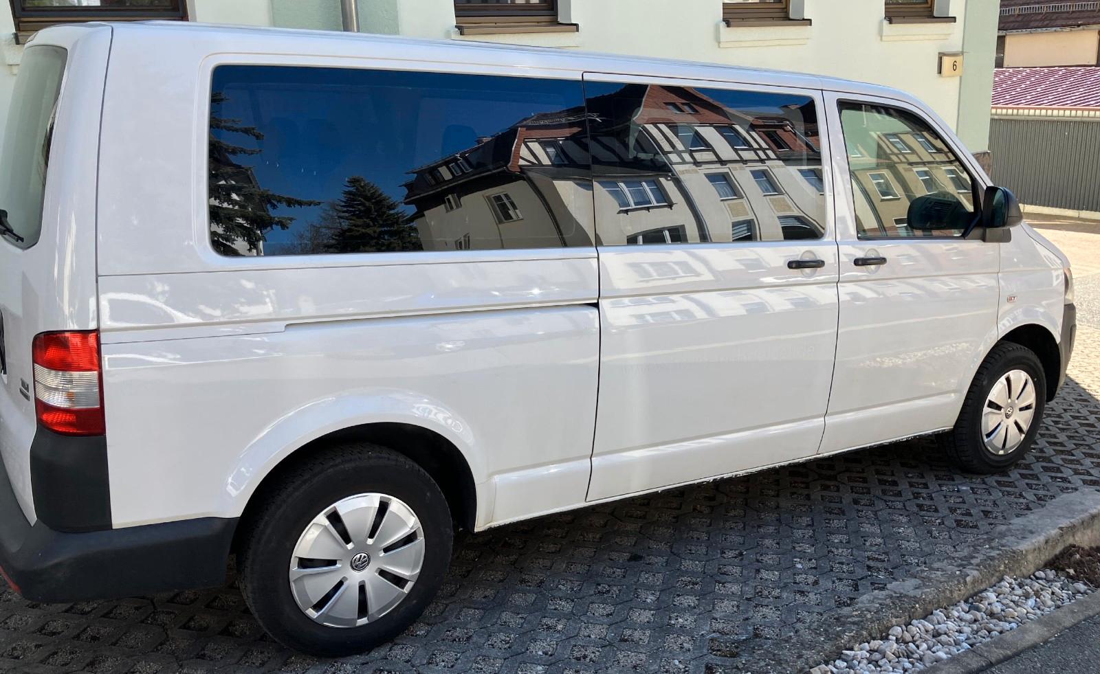 Volkswagen T5 Kombi lang 9 Sitze Airc AHK 1 Hand Scheckheft