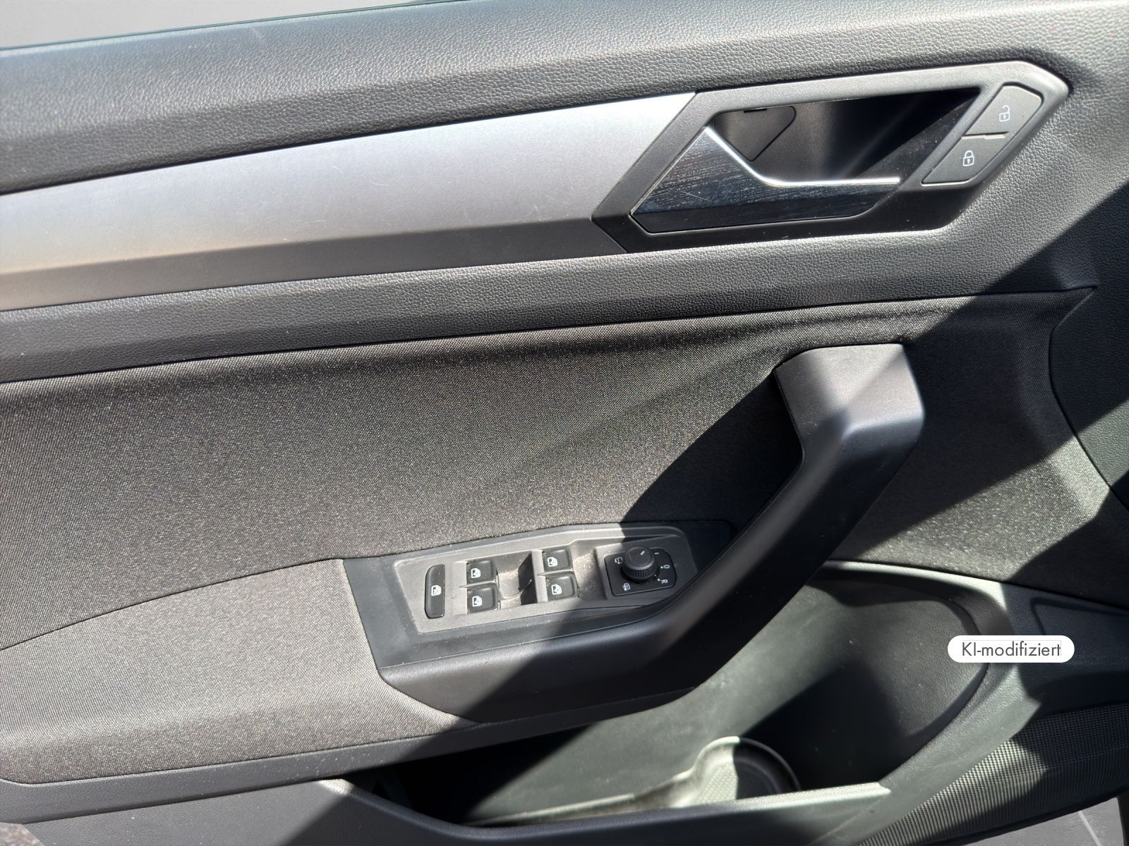 Volkswagen T-Roc - Bild 14