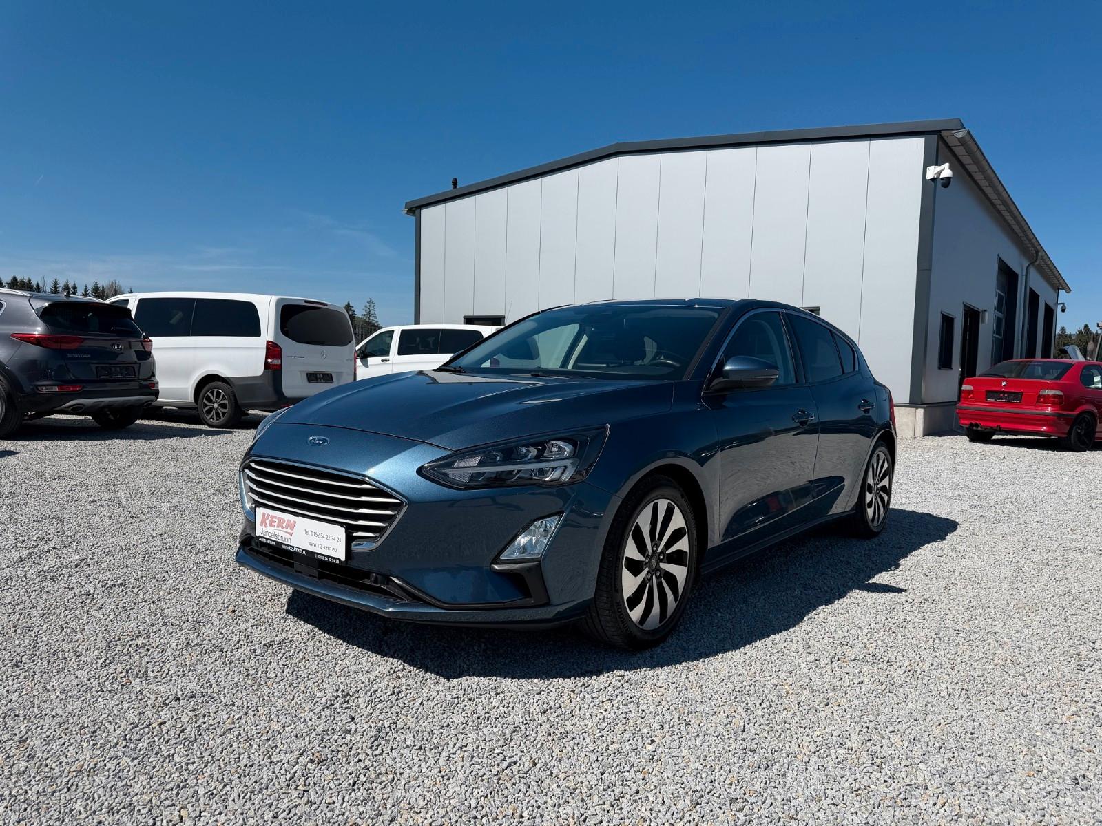 Ford Focus Lim. Cool & Connect, LED, AHK, NAVI